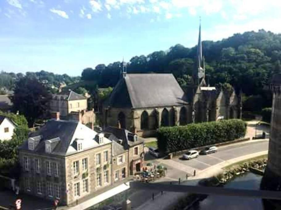 Villa House At The Foot Of The Castle Of Fougères Esterno foto